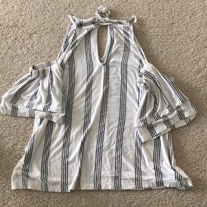 American Eagle Open Shoulder Shirt